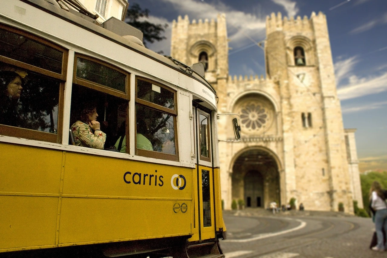 Unveiling Lisbon Cathedral: Your Gateway to History