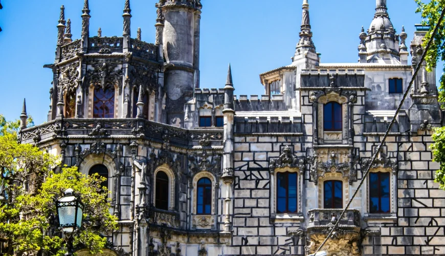 How Do I Get to Quinta da Regaleira from Lisbon?